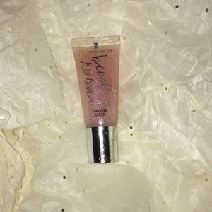 Victoria’s Secret beauty crush shimmer gloss